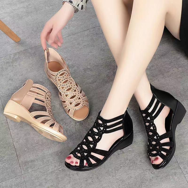 Soft Leather Roman Style Heels