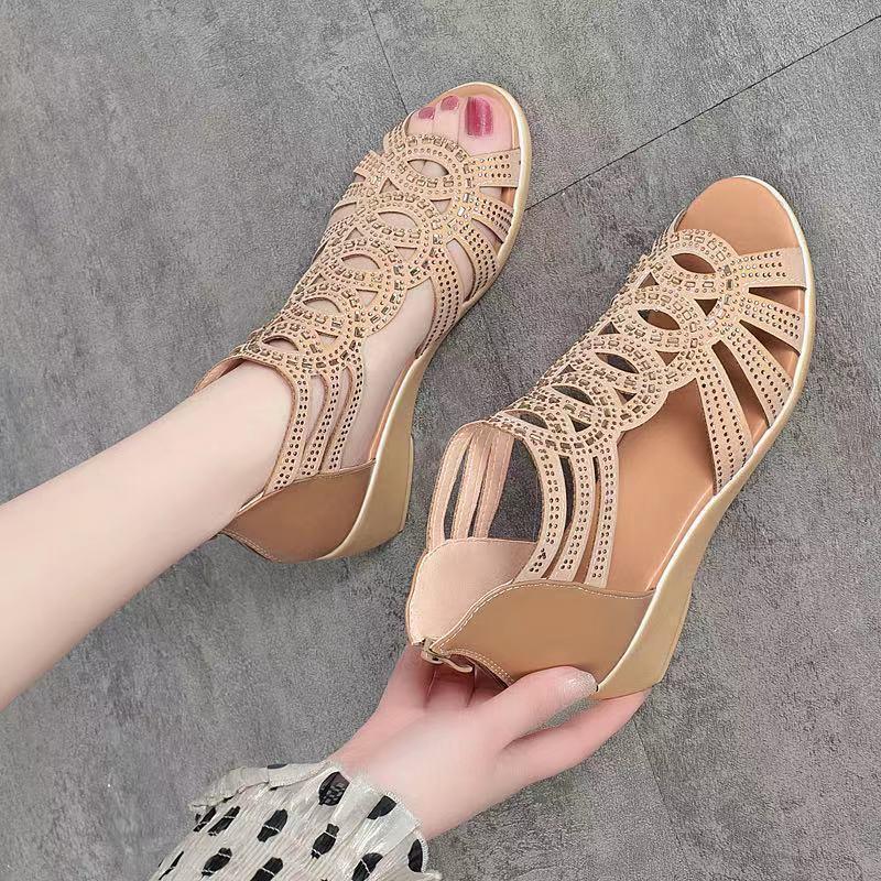 Soft Leather Roman Style Heels