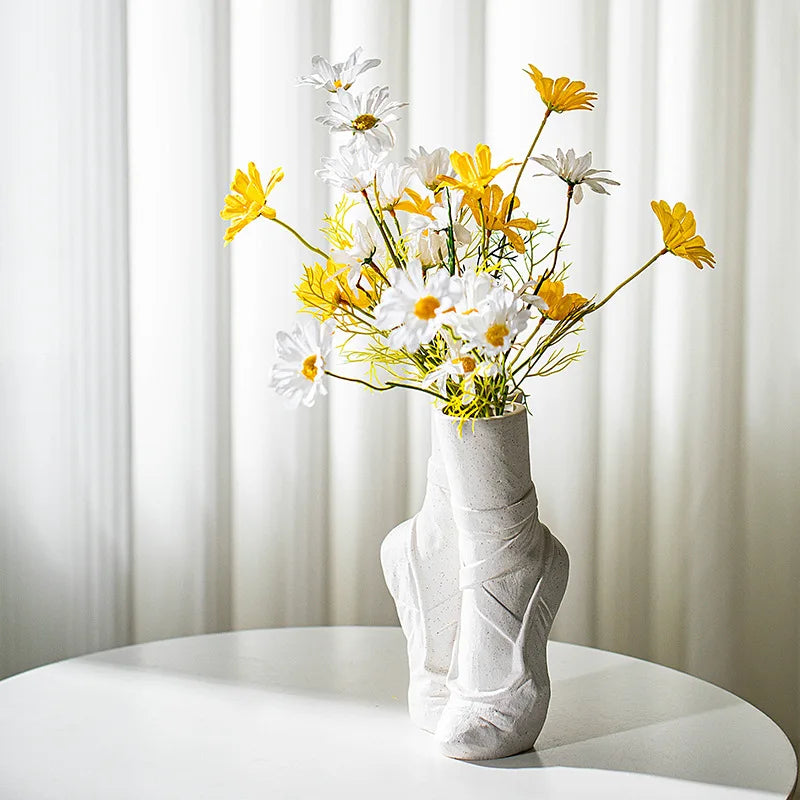 Chassé Dance Vase